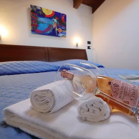 Apartmán 3-bedroom Lakefront Lakeview Acquaseria