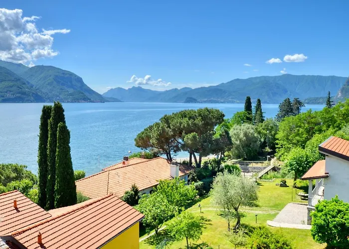 3-bedroom Lakefront Lakeview *