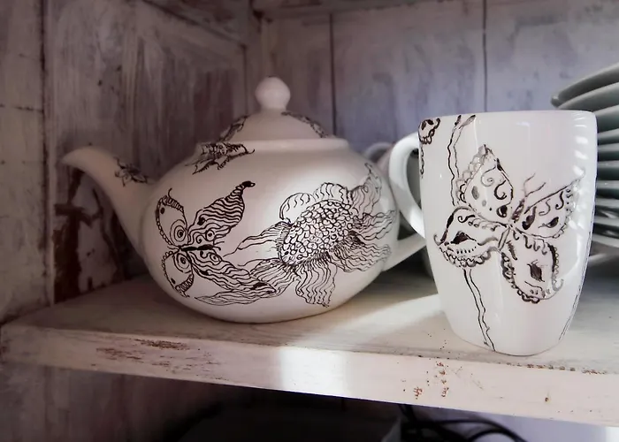 3-bedroom Lakefront Lakeview