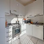 3-bedroom Lakefront Lakeview Apartman Acquaseria