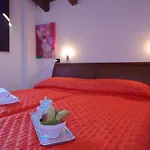 3-bedroom Lakefront Lakeview Apartman *